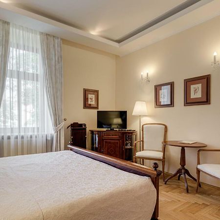 Louren Hotel Prague Ngoại thất bức ảnh