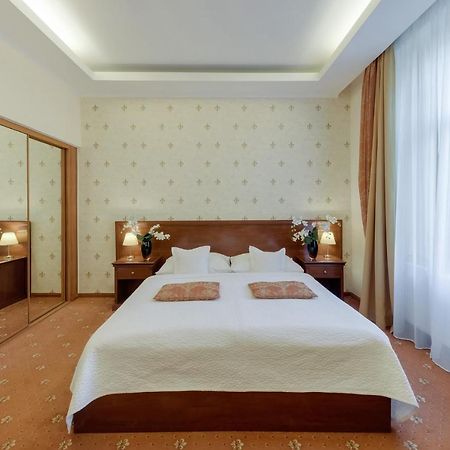 Louren Hotel Prague Ngoại thất bức ảnh