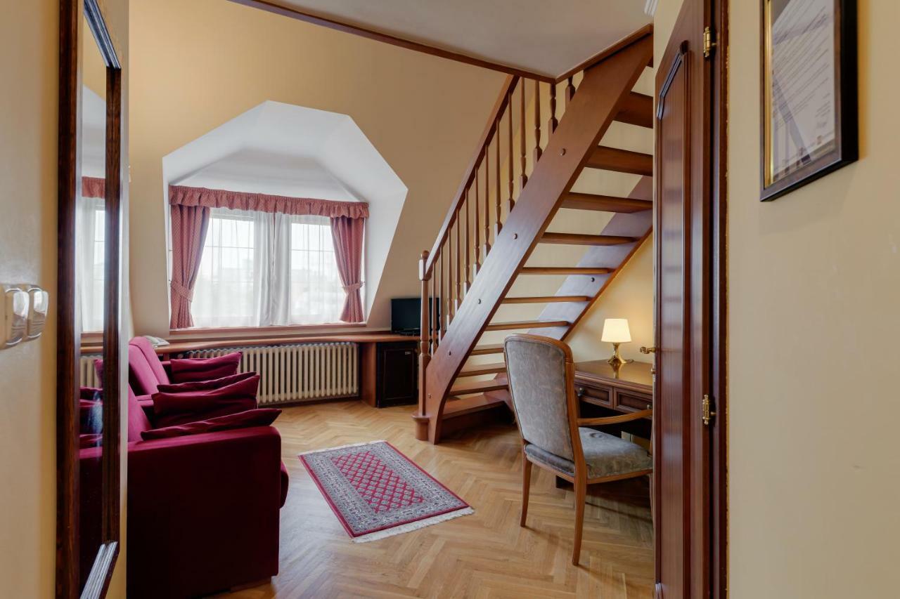 Louren Hotel Prague Ngoại thất bức ảnh