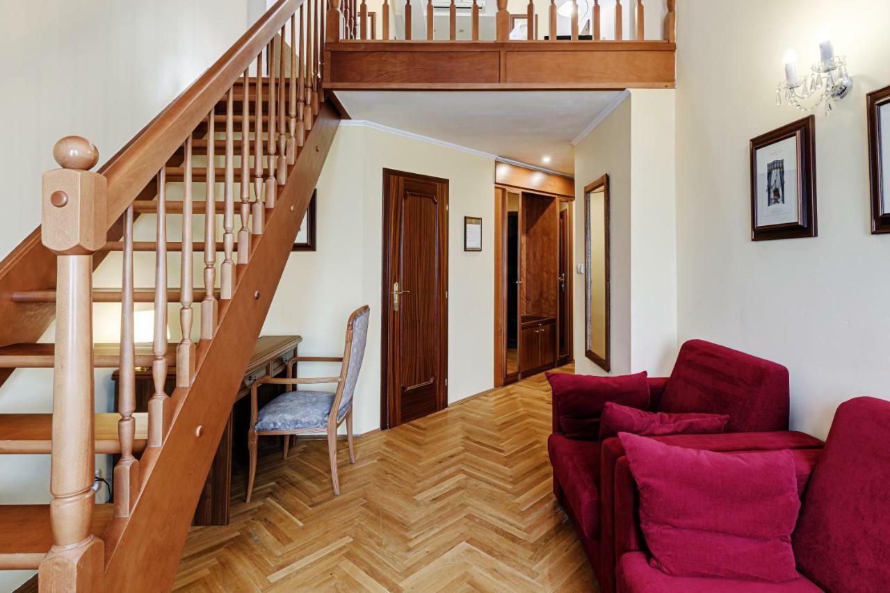 Louren Hotel Prague Ngoại thất bức ảnh